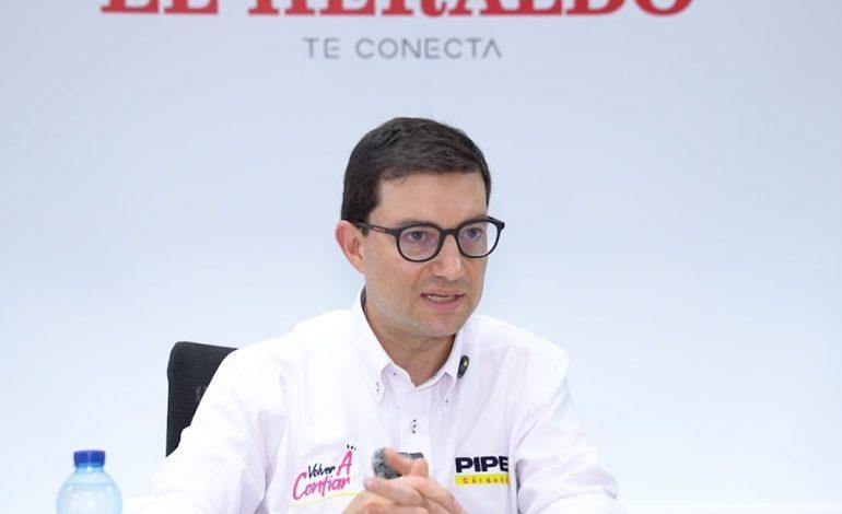 Felipe Córdoba plantea cárceles tipo Bukele y reducción de impuestos