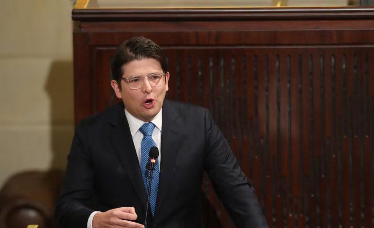 Dolor y exigencia de justicia tras el fallecimiento del senador Miguel Uribe Turbay
