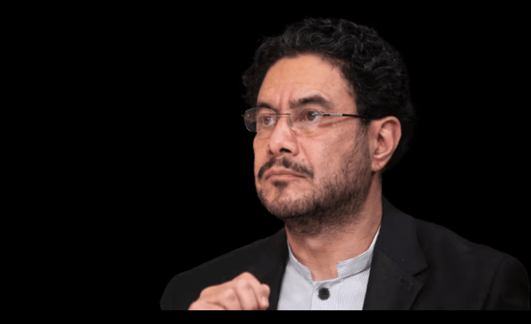 La salida de Iván Cepeda de la consulta reconfigura el tablero de la izquierda y debilita la estrategia del petrismo rumbo a 2026