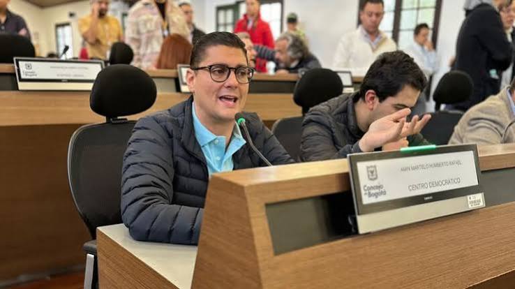 Concejal denuncia que el Gobierno Petro dejó sin financiación asegurada la tercera línea del Metro de Bogotá