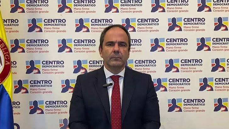 Gabriel Vallejo rechaza supuesto “petrouribismo” y defiende postura del Centro Democrático en el Congreso