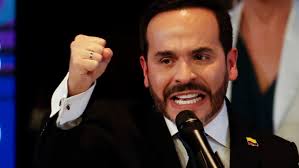 Abelardo De La Espriella anuncia reactivación de órdenes de captura contra grupos armados