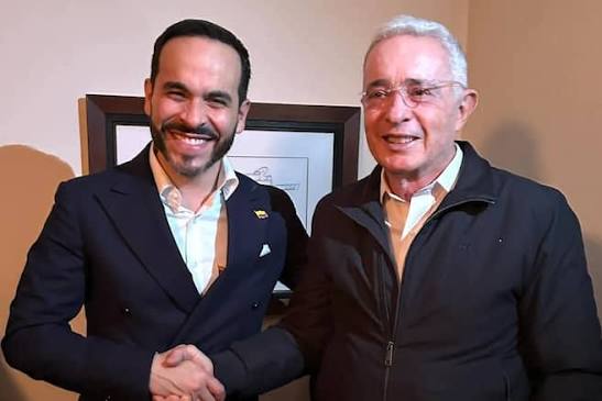 Álvaro Uribe evalúa si asistirá a la posesión de Abelardo De La Espriella: estas son las razones
