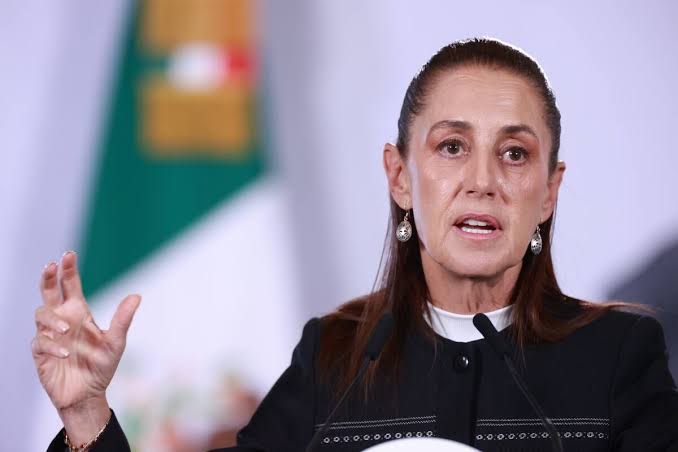 Presidenta de México explica por qué no ingresó brigada de rescatistas a Colombia tras el terremoto