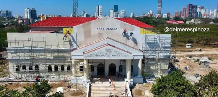 Abelardo De La Espriella estrena sede de Gobierno en Barranquilla y reafirma que gobernará desde las regiones