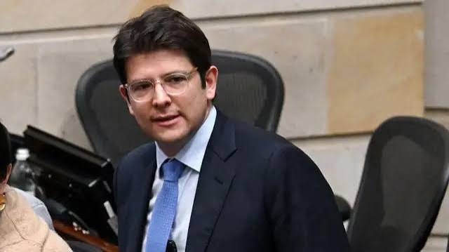 Condenan a dos implicados en el asesinato de Miguel Uribe Turbay