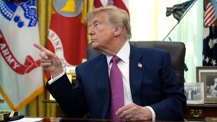 Trump ordena cambiar el nombre del lago Ontario por “Lago América” y aumenta tensión con Canadá