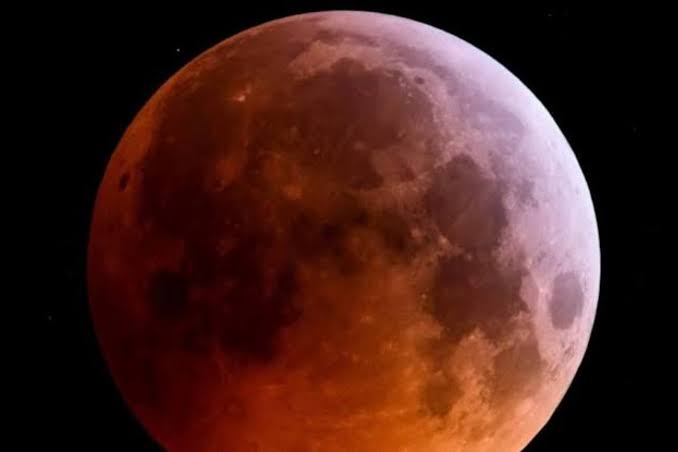Eclipse lunar teñirá de rojo la Luna esta noche y será visible en Colombia