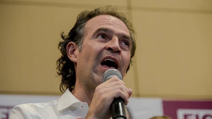 Federico Gutiérrez denuncia presunto direccionamiento de contratos por más de $2 billones durante Alcaldía de Daniel Quintero