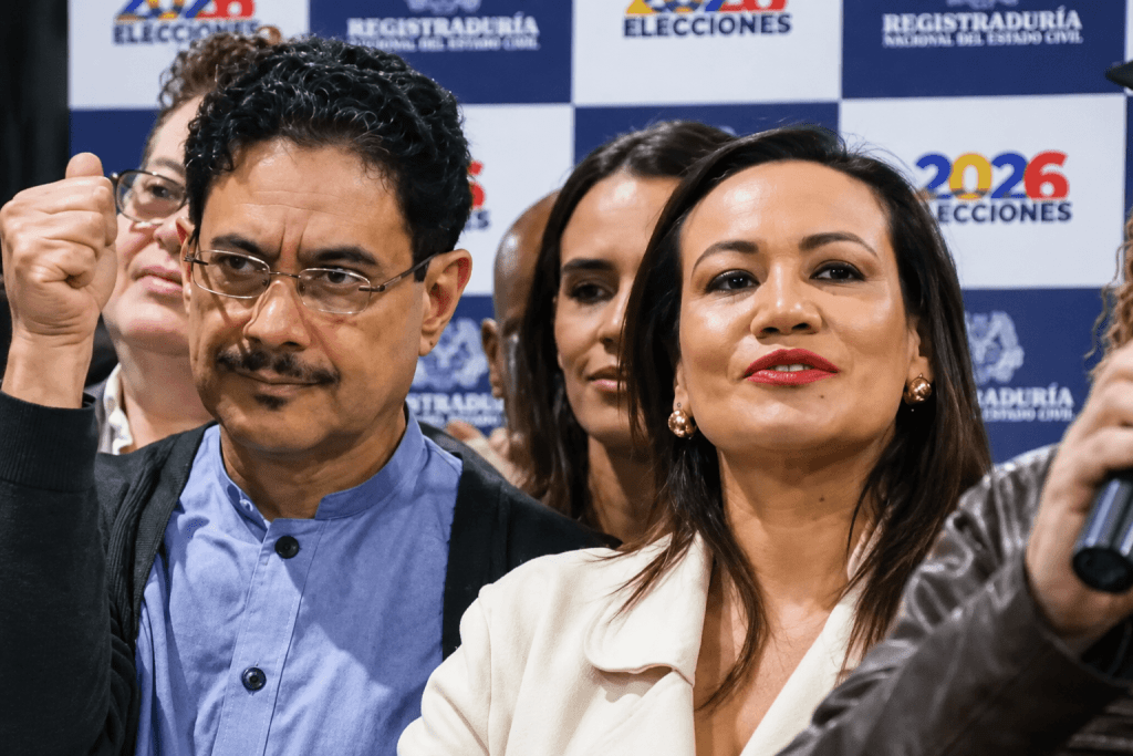 Fiscalía investiga cuentas de las campañas de Iván Cepeda y Carolina Corcho