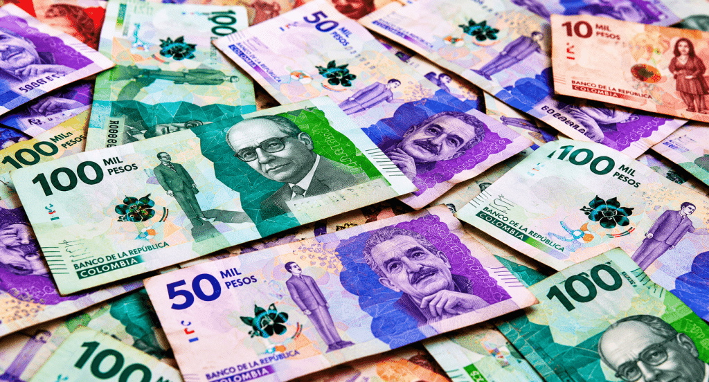 Colombia busca crédito del FMI para enfrentar presión fiscal