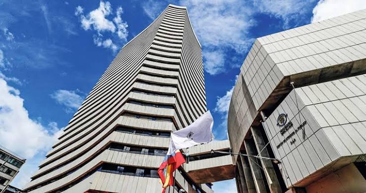 Policía investiga proyectil hallado en oficina de procurador en el piso 26 de la Procuraduría