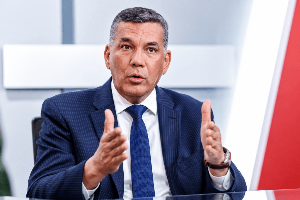 Ministro de Defensa Jorge Eduardo Mora durante el debate de moción de censura por operación militar en Guaviare