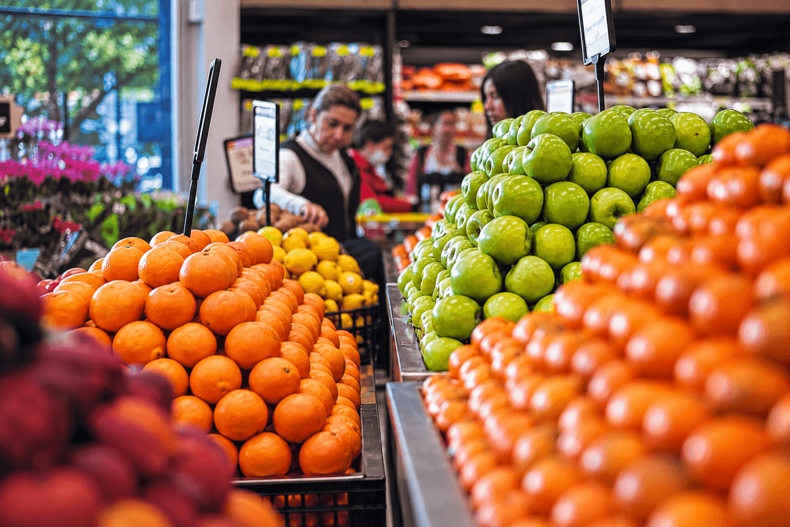 Mercado más caro: el tomate y la papa lideraron las alzas en septiembre