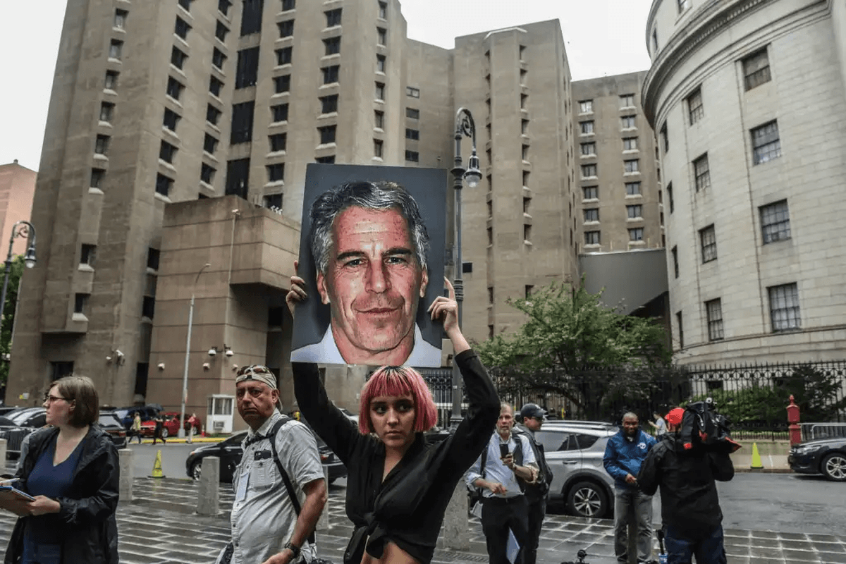 Caso Epstein salpica a Balmoral: Policía escocesa investiga visitas del expríncipe Andrés a residencia real
